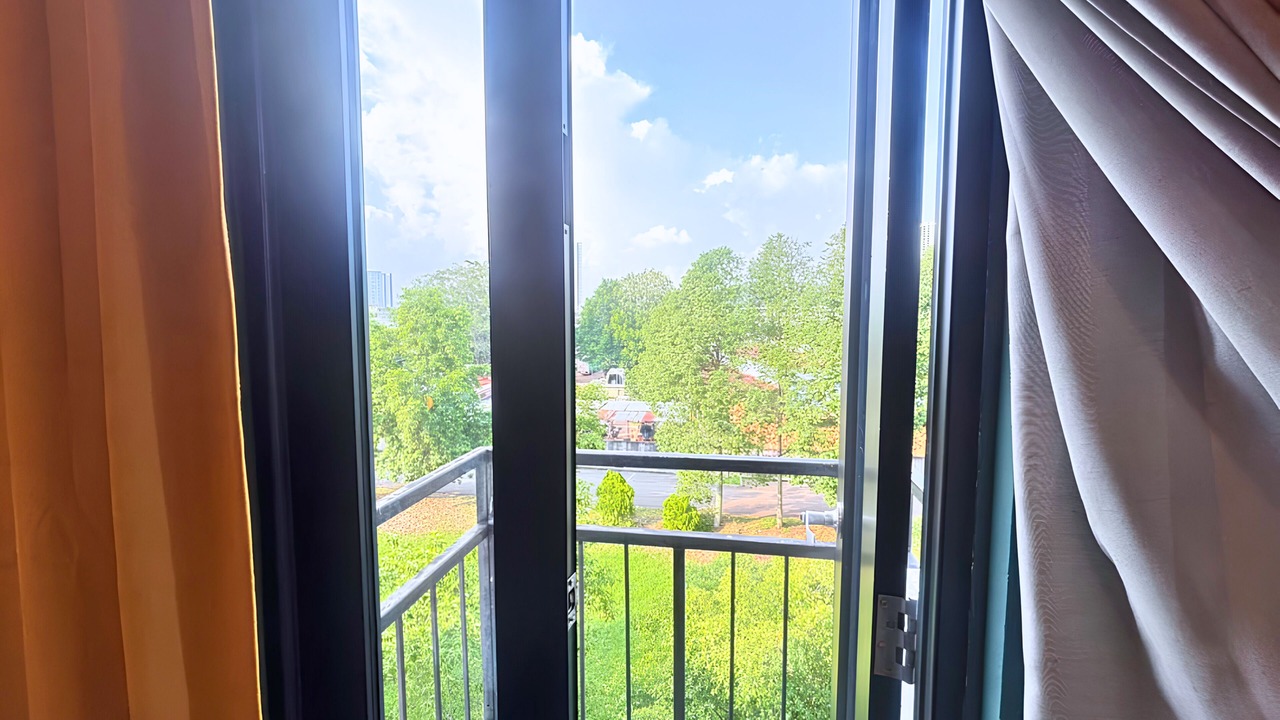 Photo of Patio Balcony in Kampung Bukit Dukong