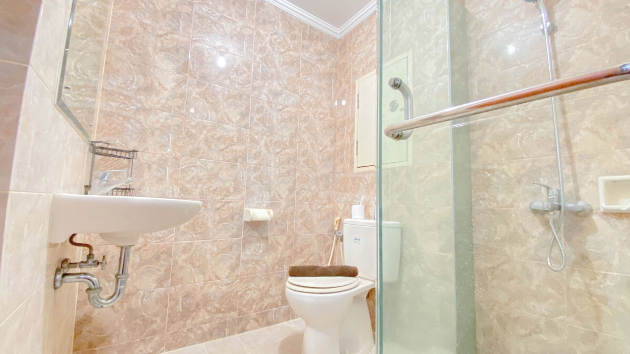 Photo of Bathroom in Sukajadi