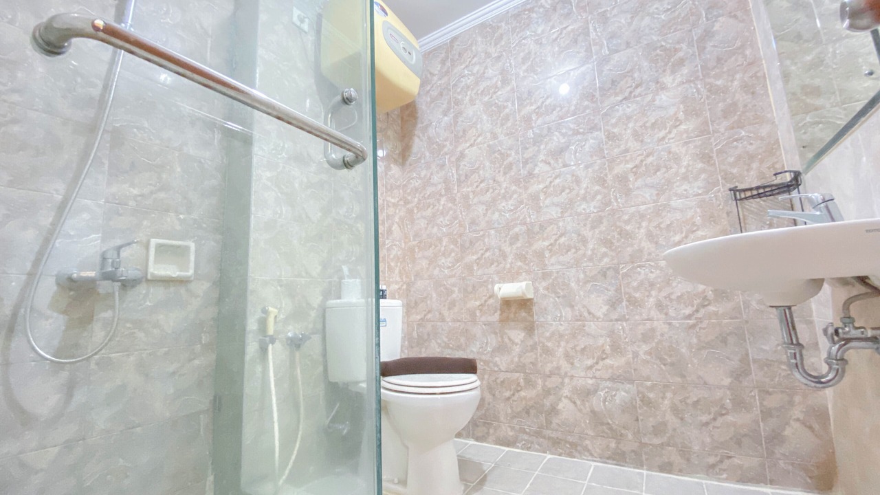 Photo of Bathroom in Sukajadi
