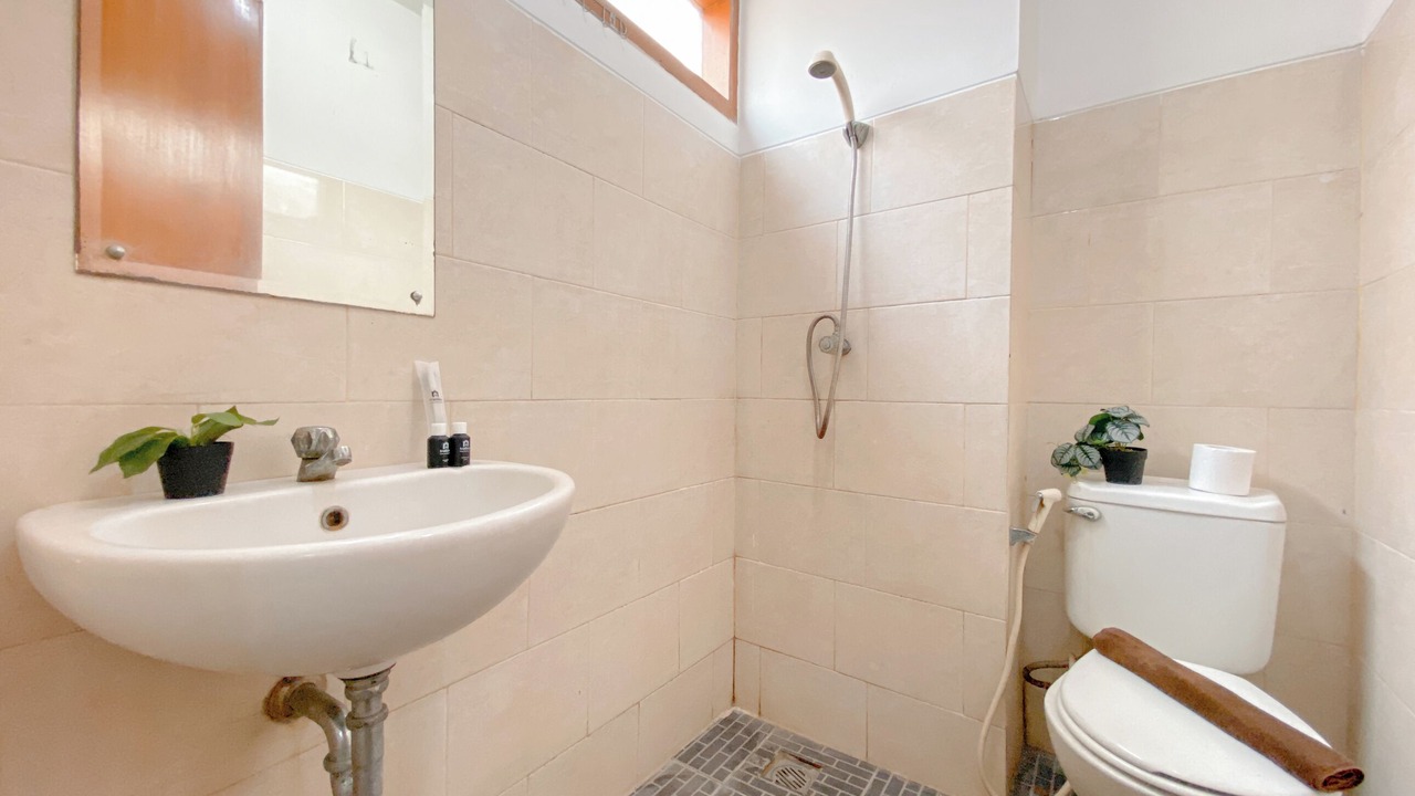 Photo of Bathroom in Pondokcina