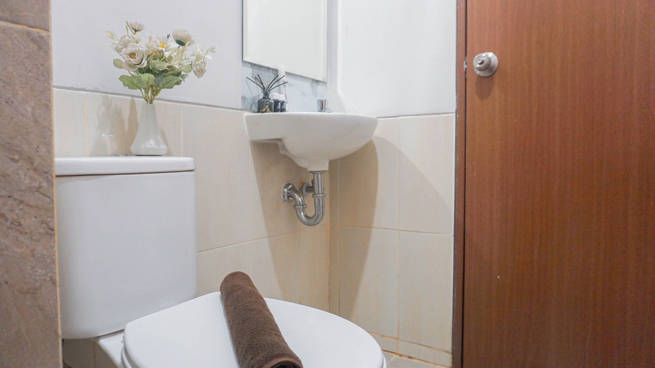 Photo of Bathroom in Bekasi Timur