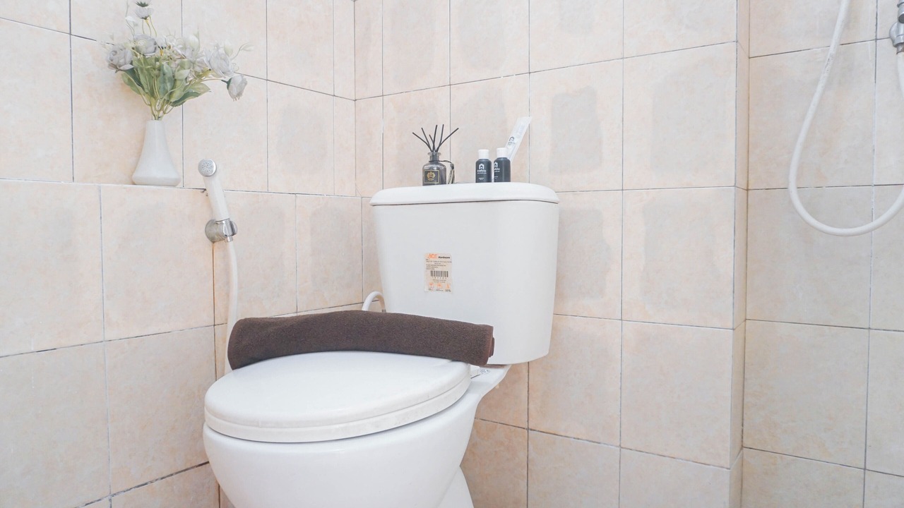 Photo of Bathroom in Pondokcina