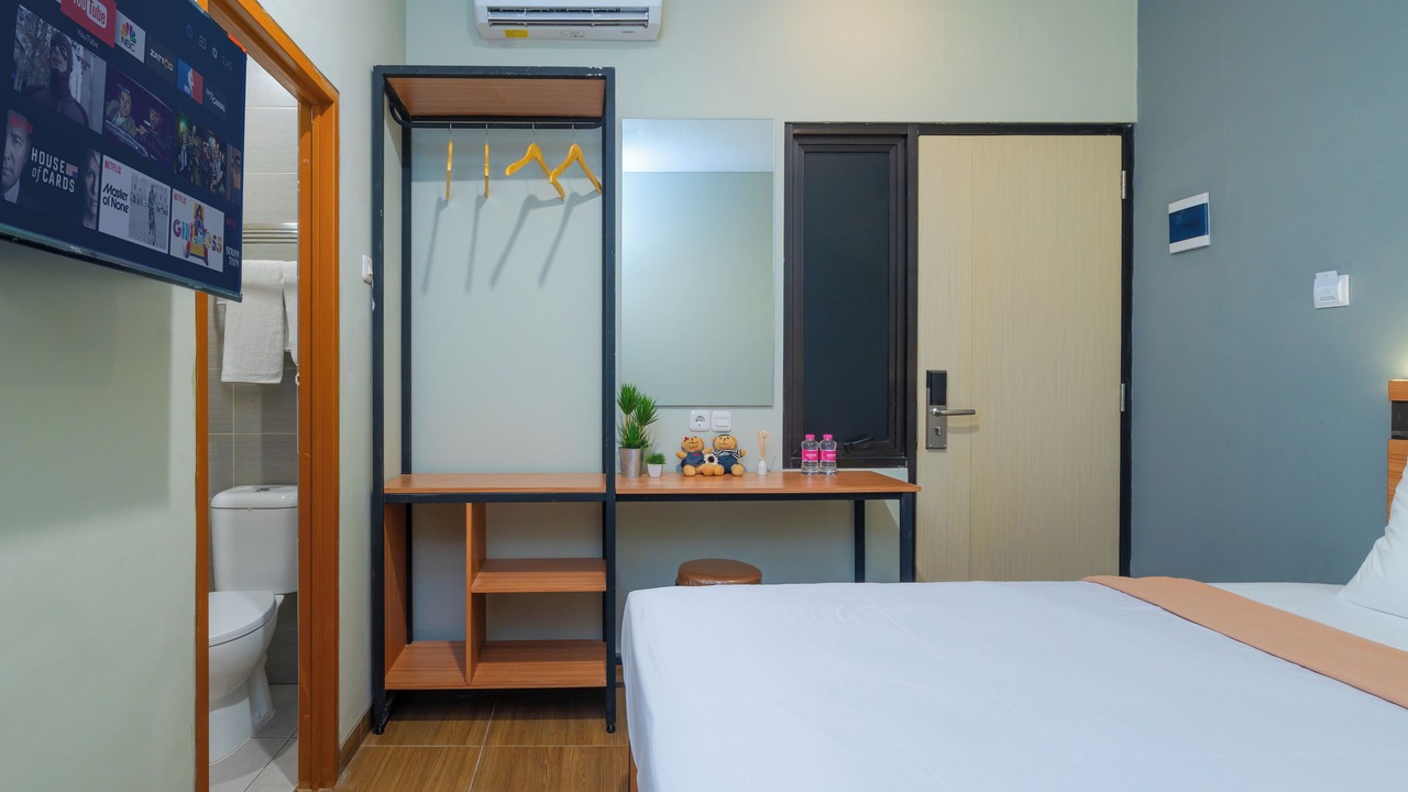 Photo of Bathroom in West Semarang