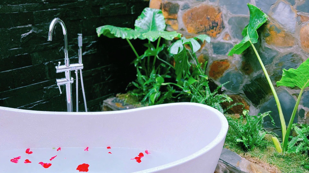 Photo of Bathroom in Hoa Lu