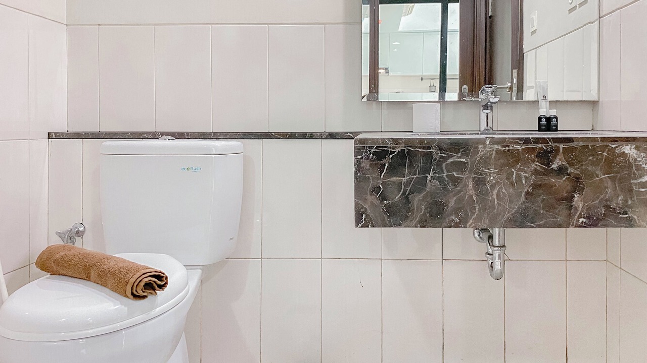 Photo of Bathroom in Mampang Prapatan