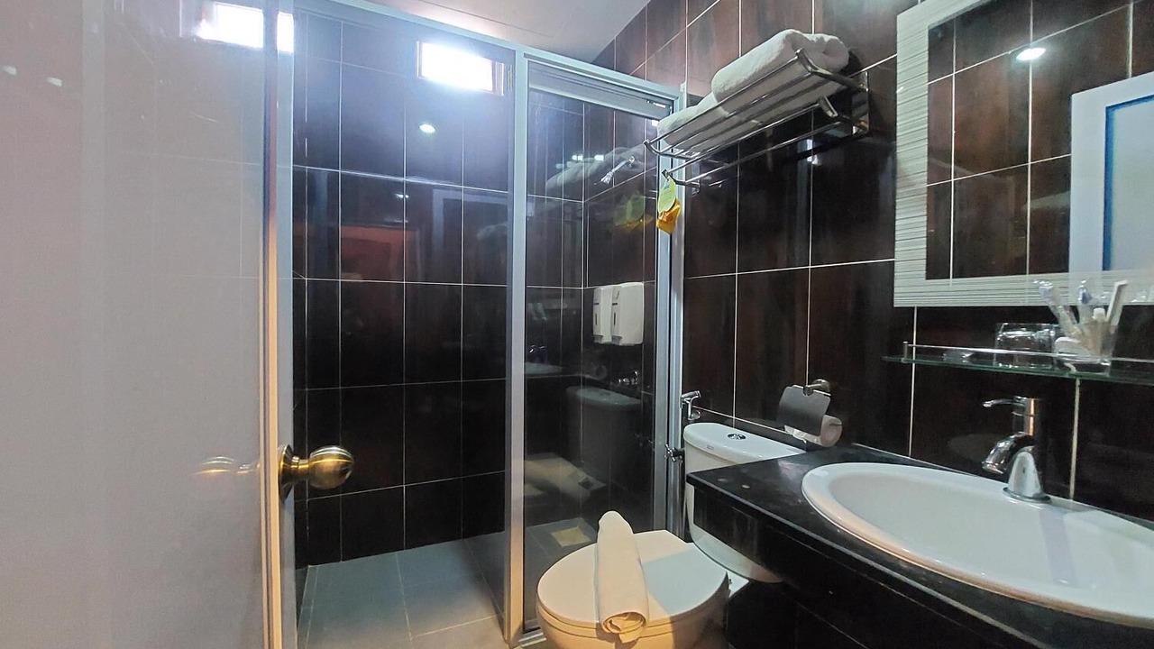 Photo of Bathroom in Tanjung Uncang