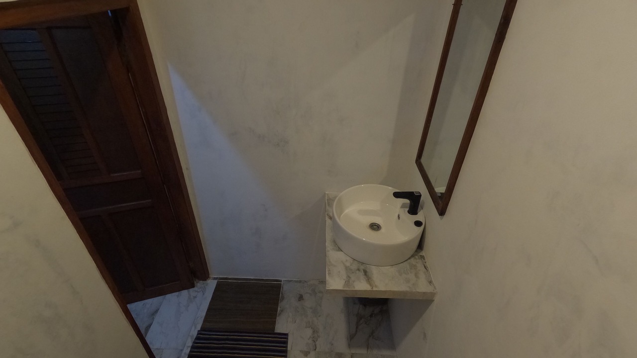 Photo of Bathroom in Moyo