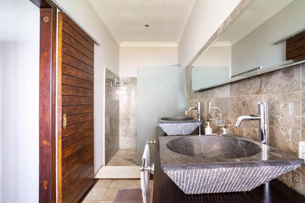 Photo of Bathroom in Senggigi