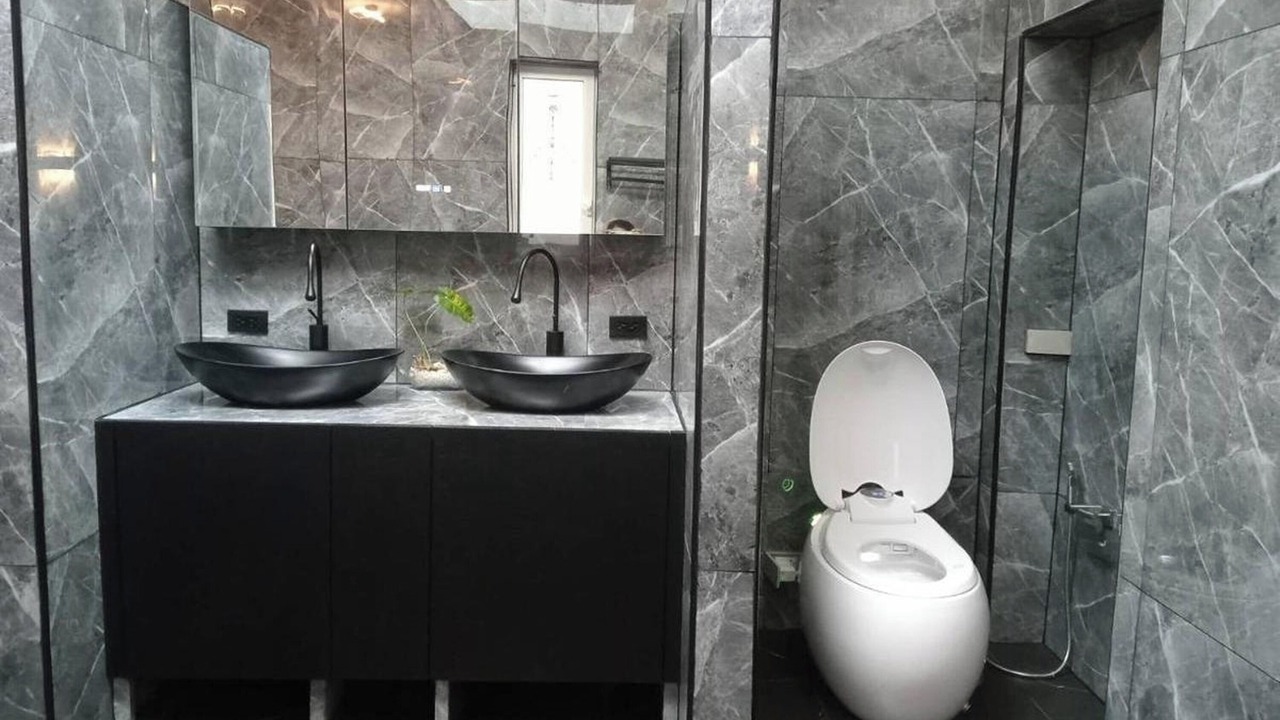 Photo of Bathroom in Kathu