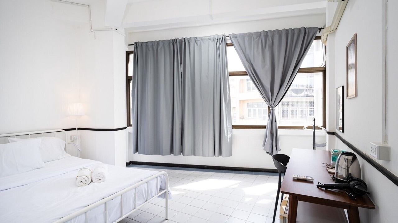 Photo of Bedroom in Hua Lamphong
