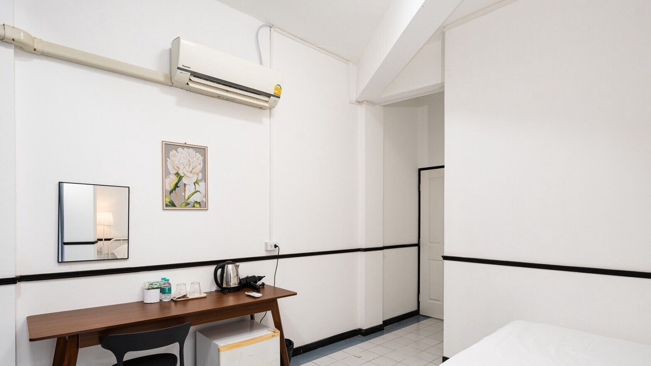 Photo of Bedroom in Hua Lamphong