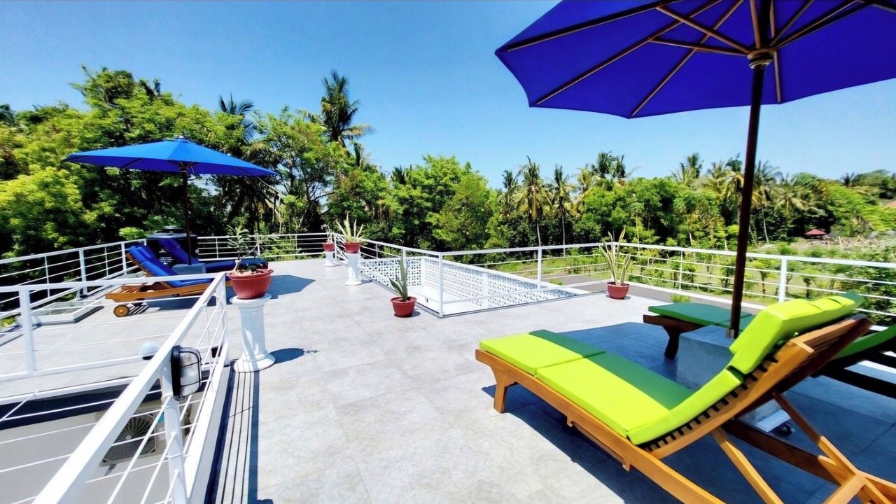 Photo of Patio Balcony in Kalibukbuk