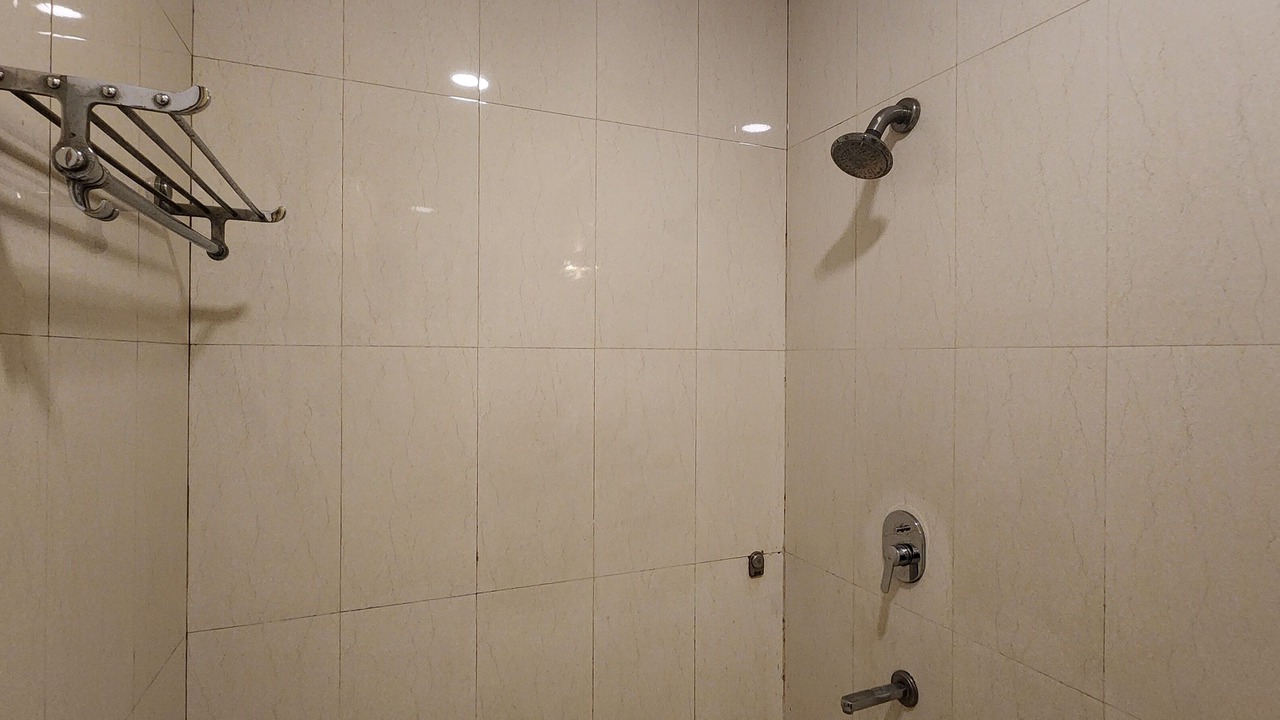 Photo of Bathroom in Dariyaganj