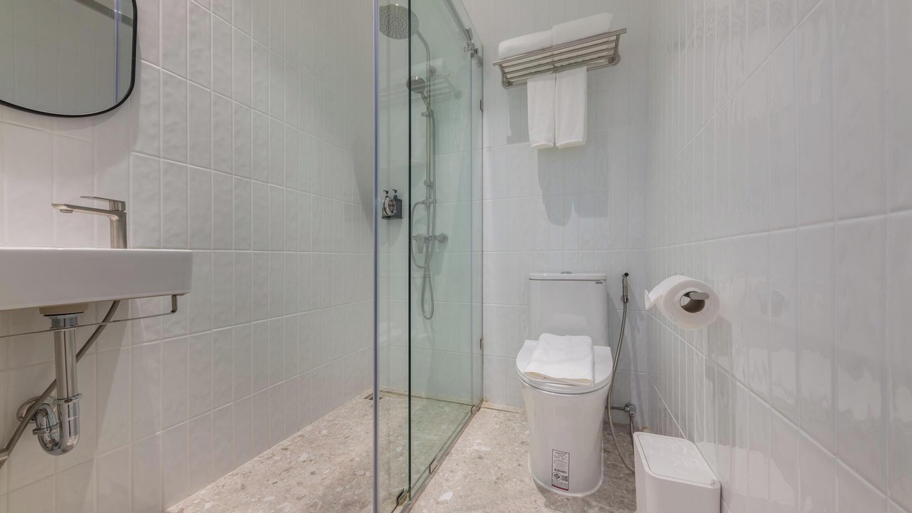Photo of Bathroom in Phra Nakhon