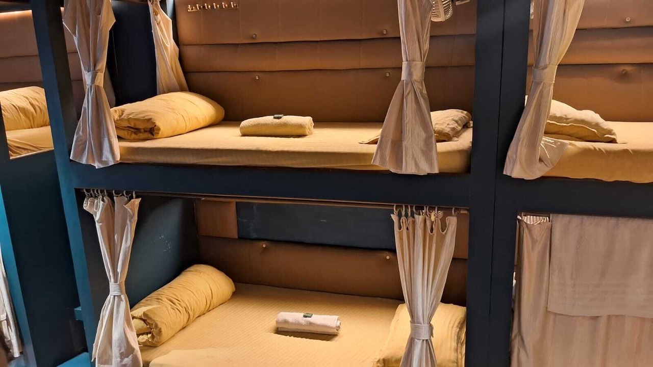 Photo of Bedroom in Juhu