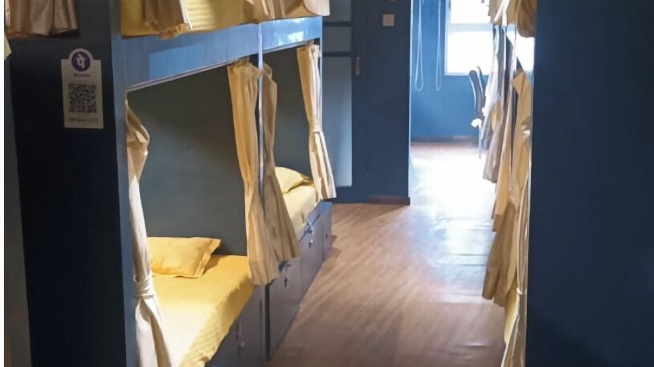 Photo of Bedroom in Juhu