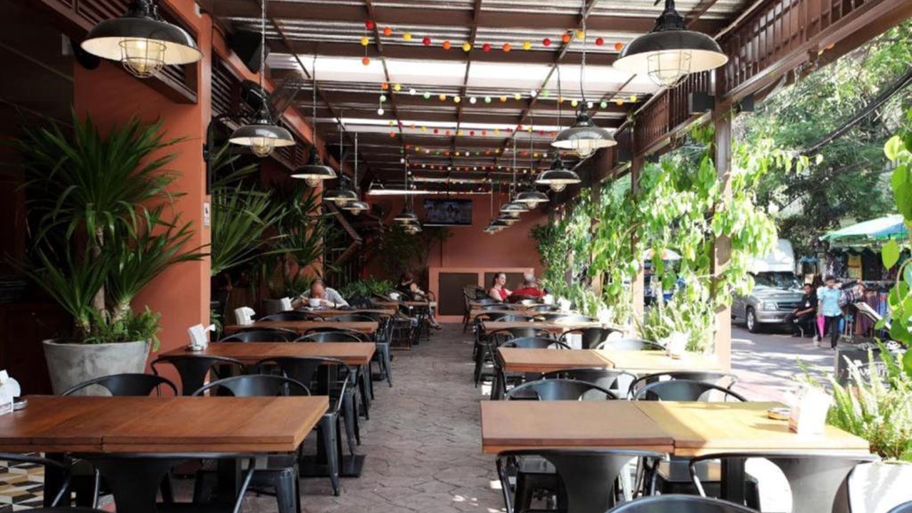 Photo of Patio Balcony in Chana Songkhram