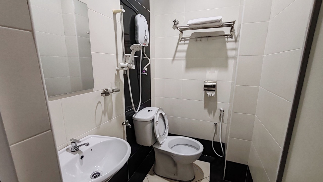Photo of Bathroom in Bandar Puteri Puchong
