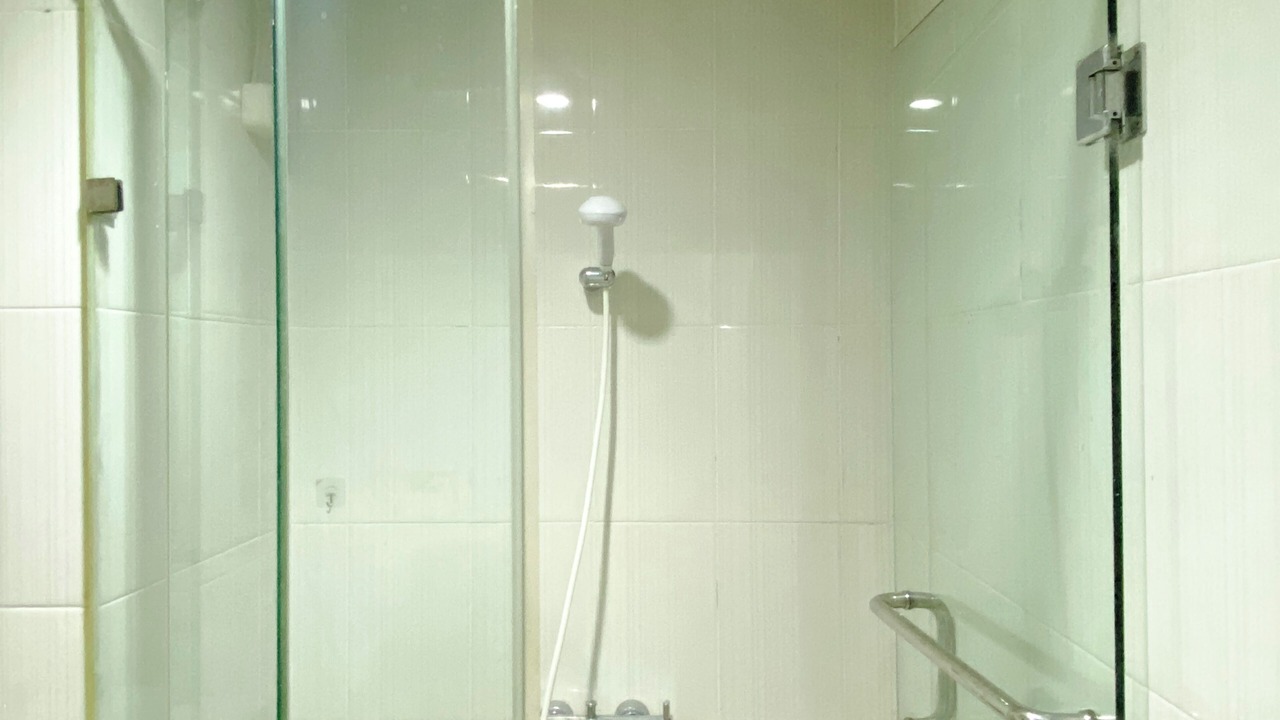 Photo of Bathroom in Senayan