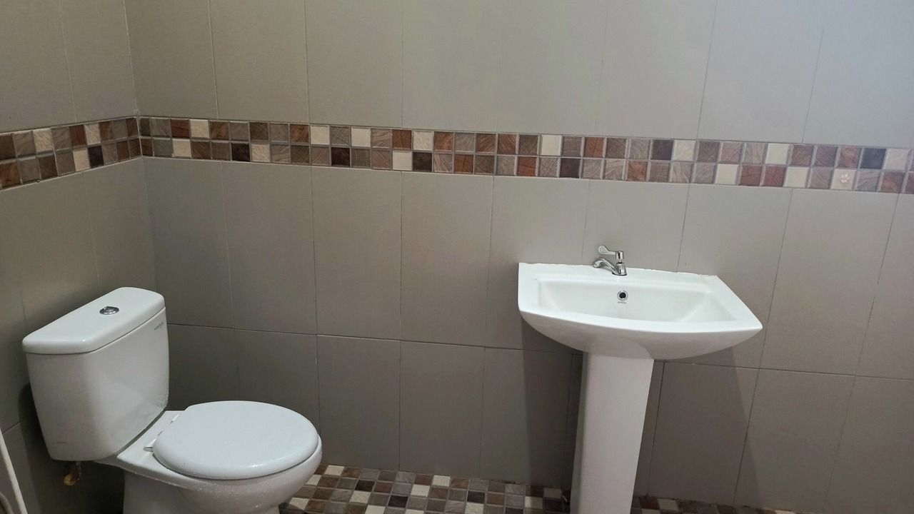 Photo of Bathroom in Cisarua