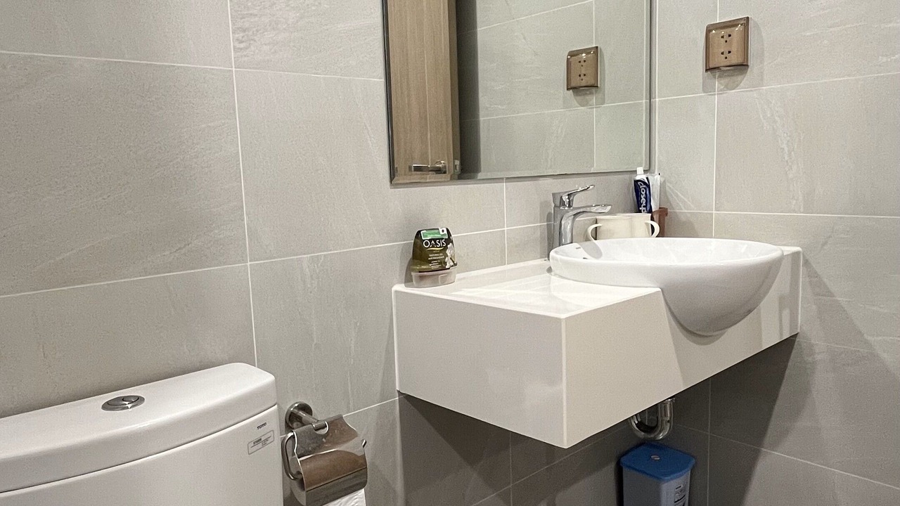 Photo of Bathroom in District 9