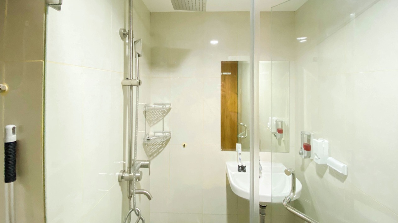Photo of Bathroom in Duren Sawit