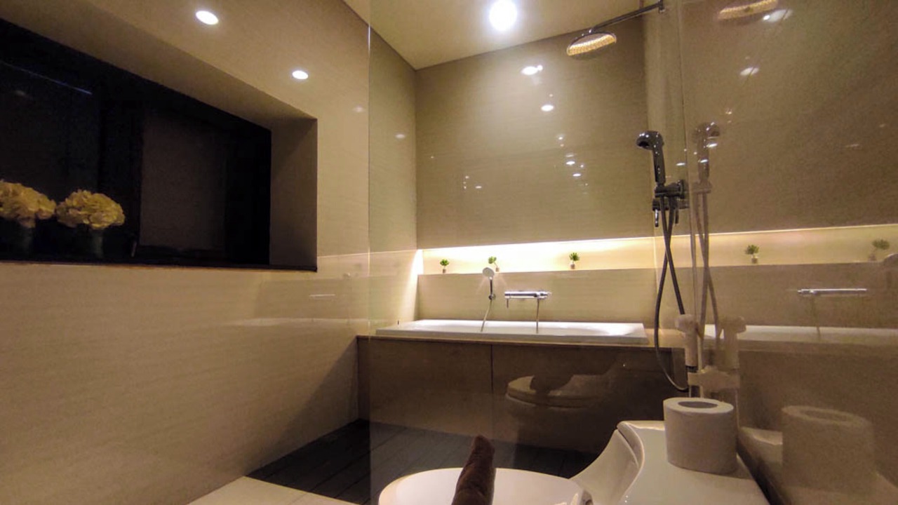 Photo of Bathroom in Gubeng