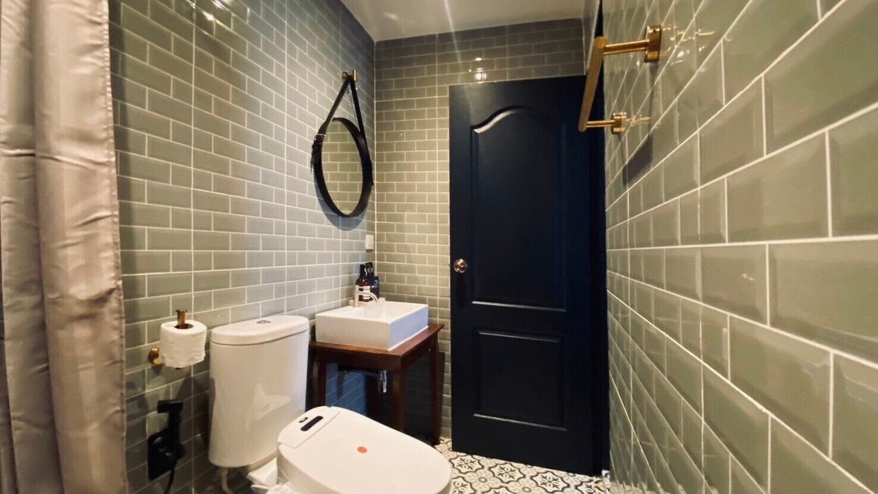 Photo of Bathroom in Talat Noi