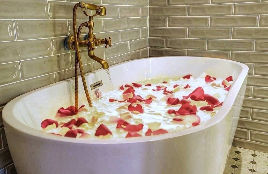 Photo of Bathroom in Talat Noi
