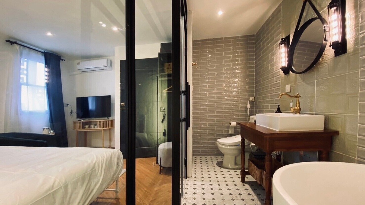 Photo of Bathroom in Talat Noi