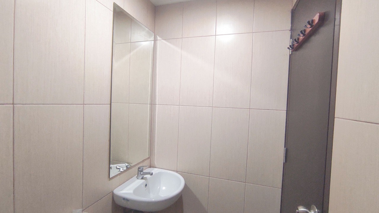 Photo of Bathroom in Siwalankerto