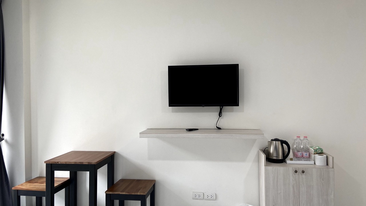 Photo of Bedroom in Khanna Yao
