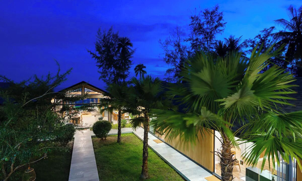 Photo of Outdoor in Laem Set