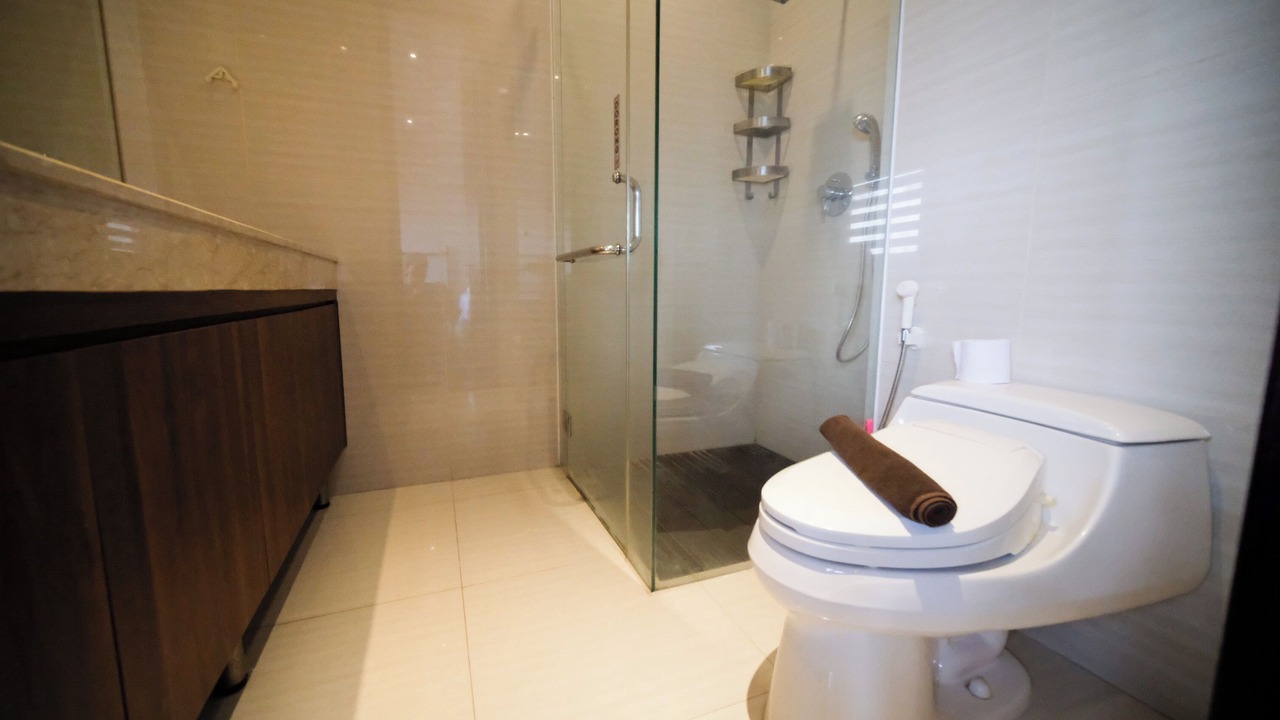 Photo of Bathroom in Gubeng