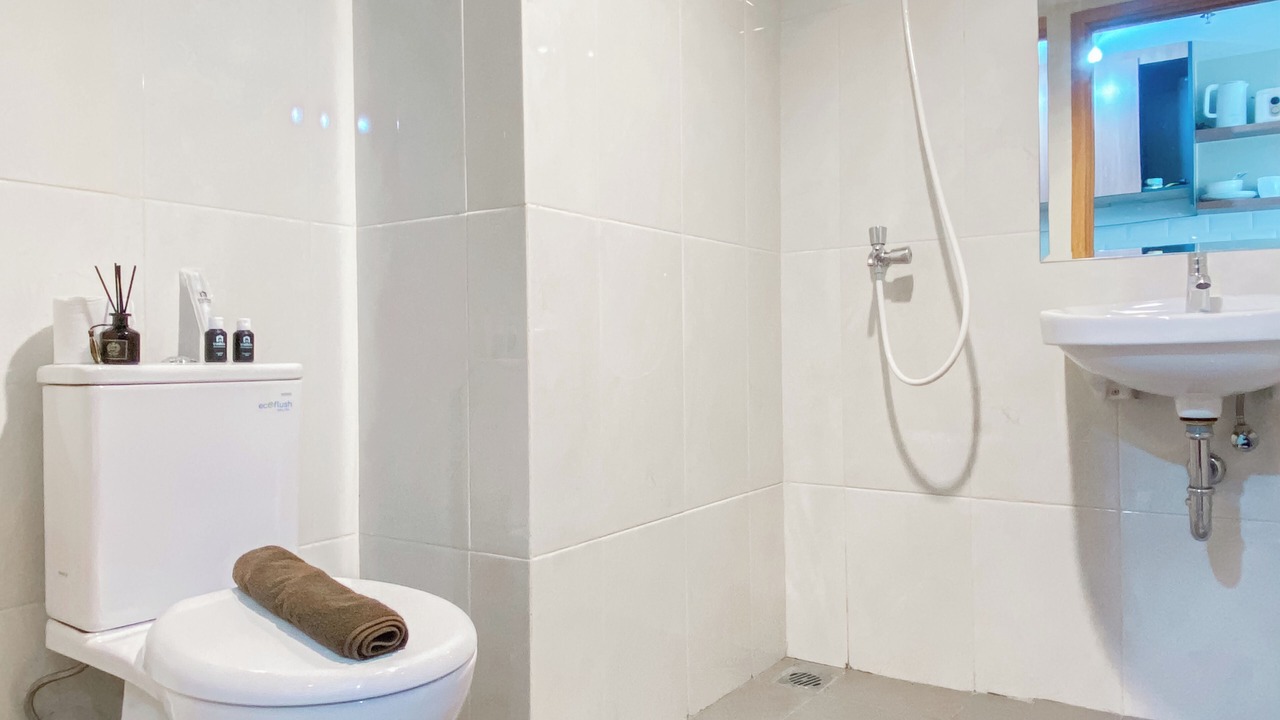 Photo of Bathroom in Duren Sawit
