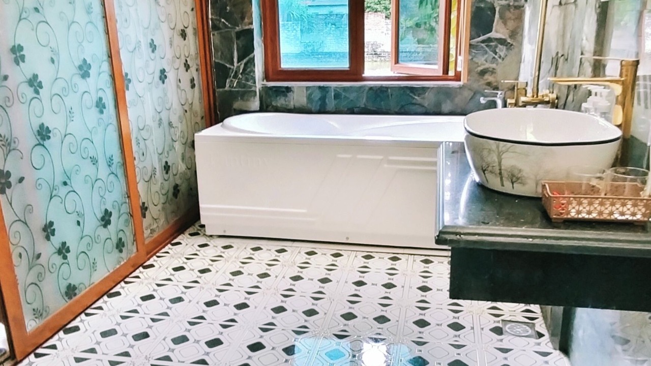 Photo of Bathroom in Hoa Lu