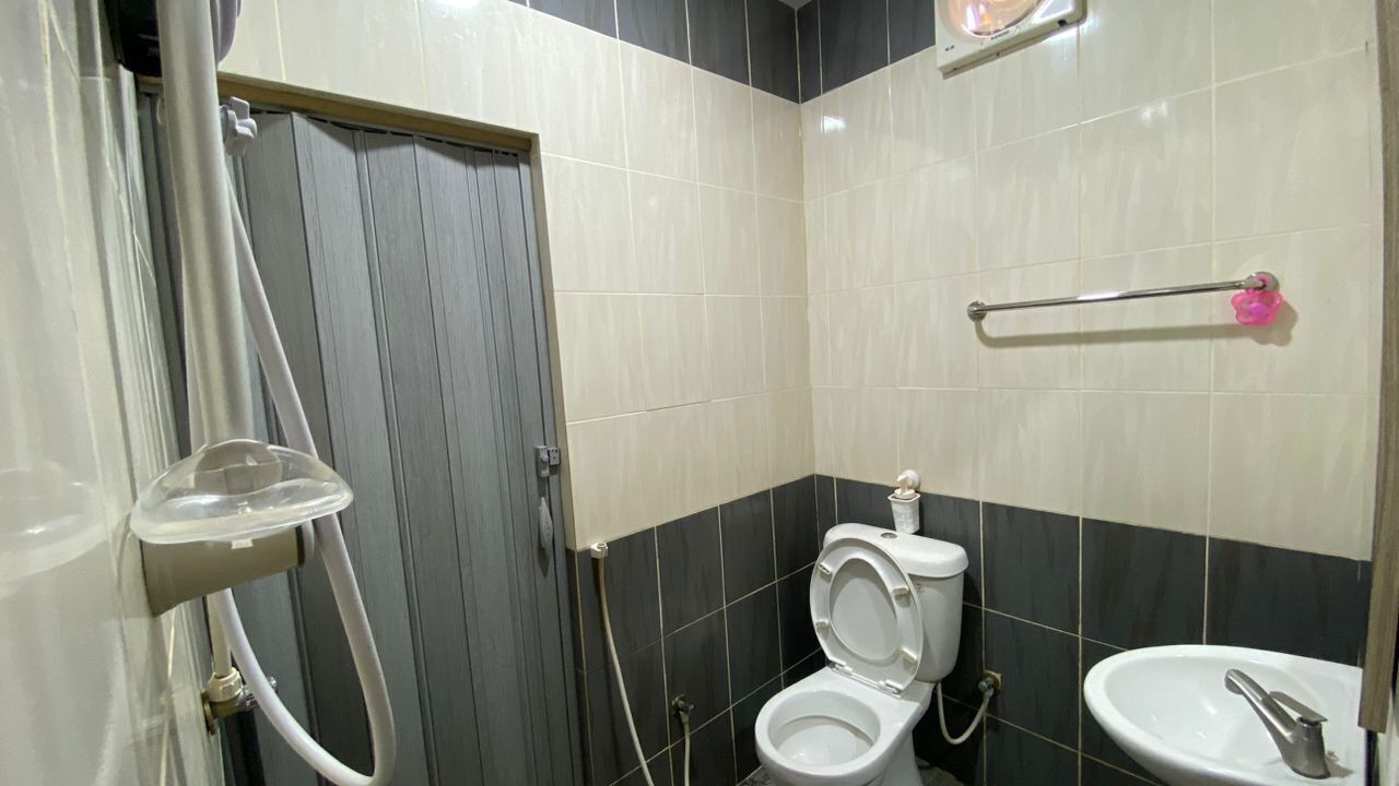 Photo of Bathroom in Kampung Kedawang