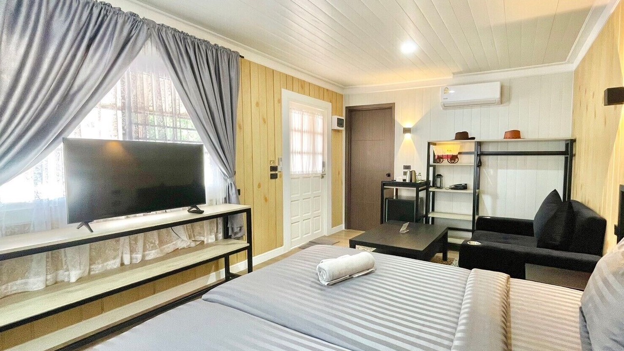Photo of Bedroom in Phaya Yen