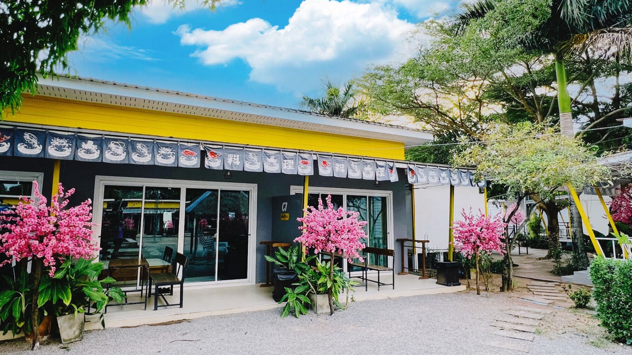 Photo of Others in Mae Pim