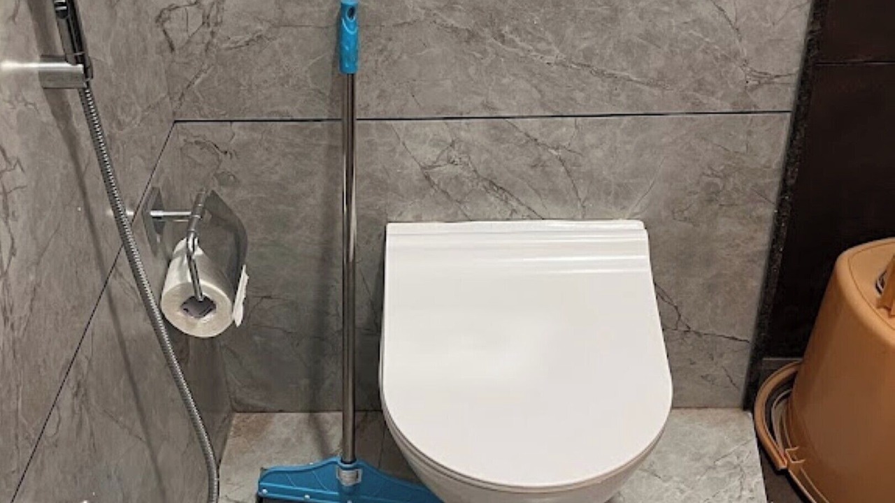 Photo of Bathroom in Rajendragram