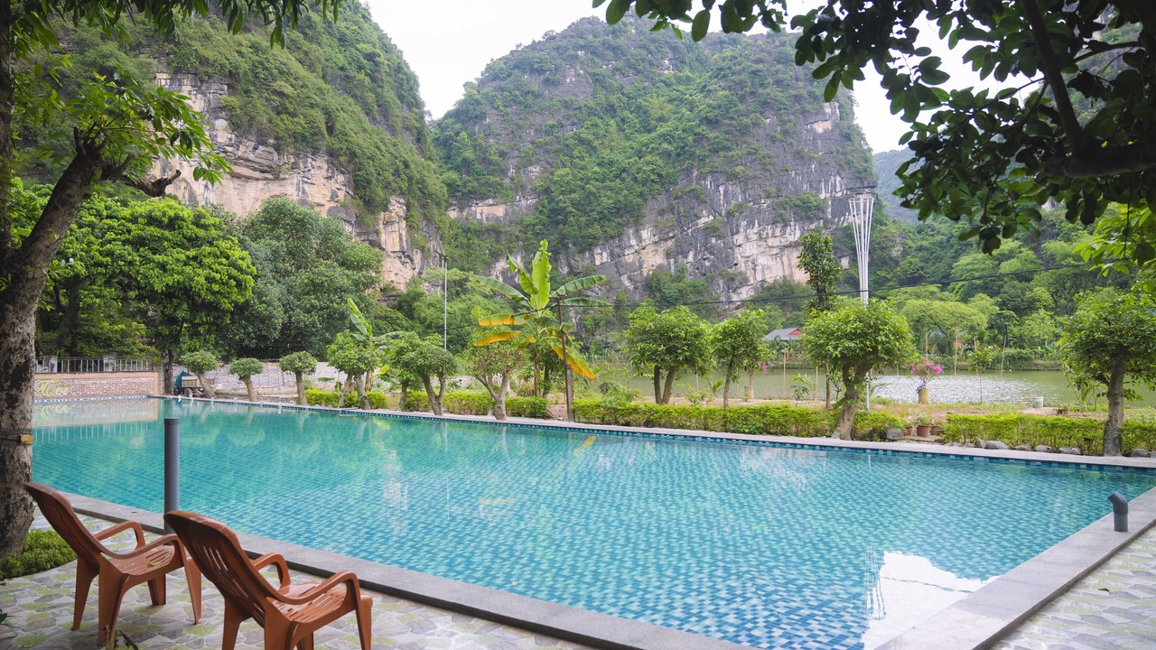Photo of Others in Hoa Lu