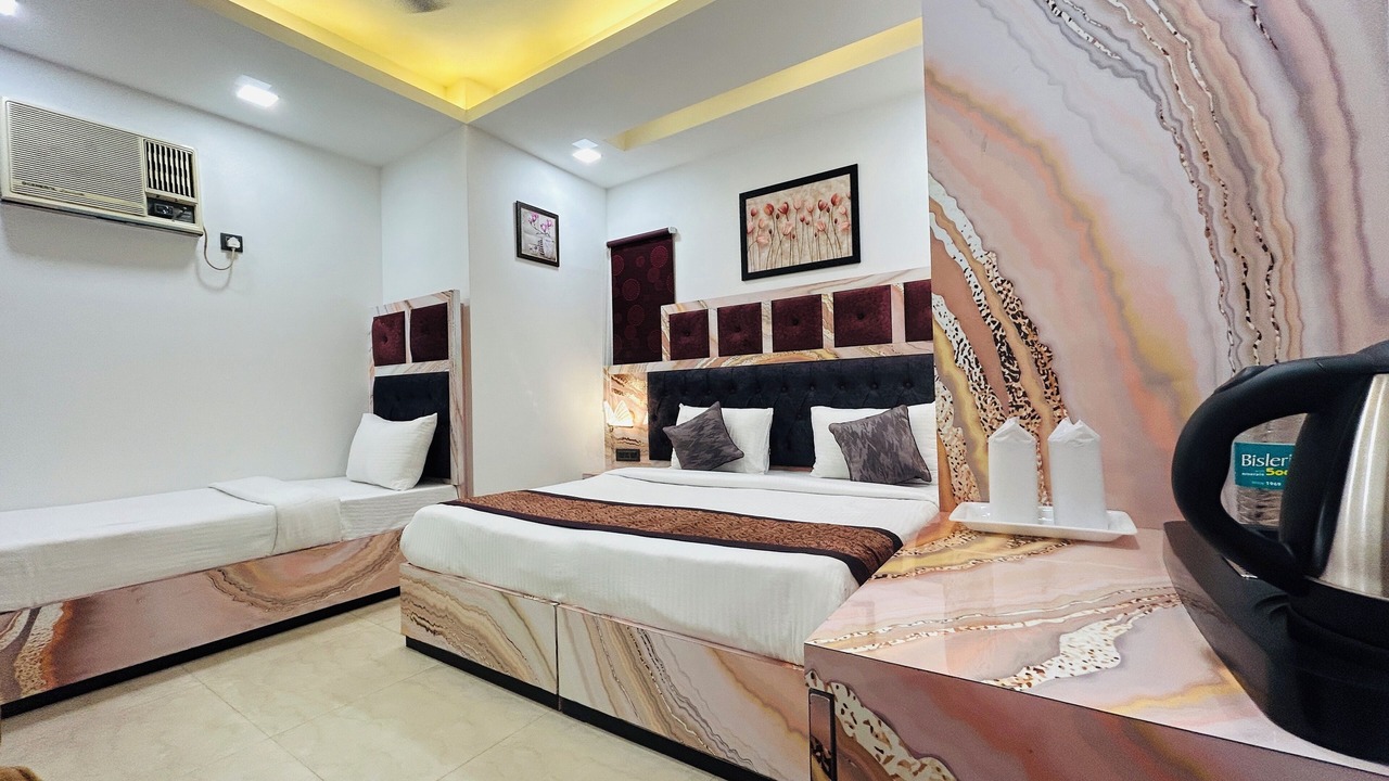 Photo of Bedroom in Karol Bagh