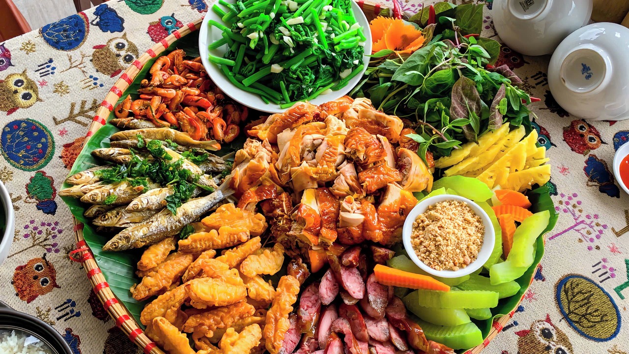 Photo of Others in Nam Mau