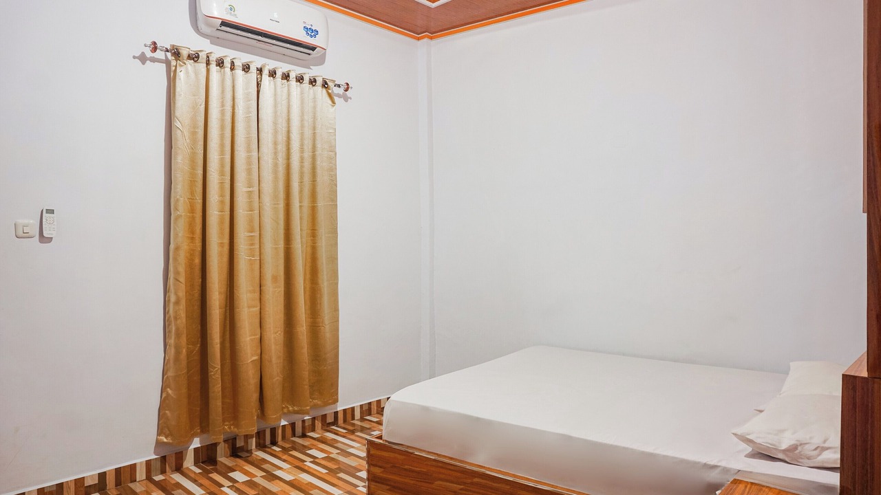 Photo of Bedroom in Somba Opu