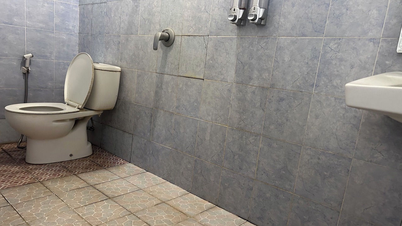 Photo of Bathroom in Candi Binangun