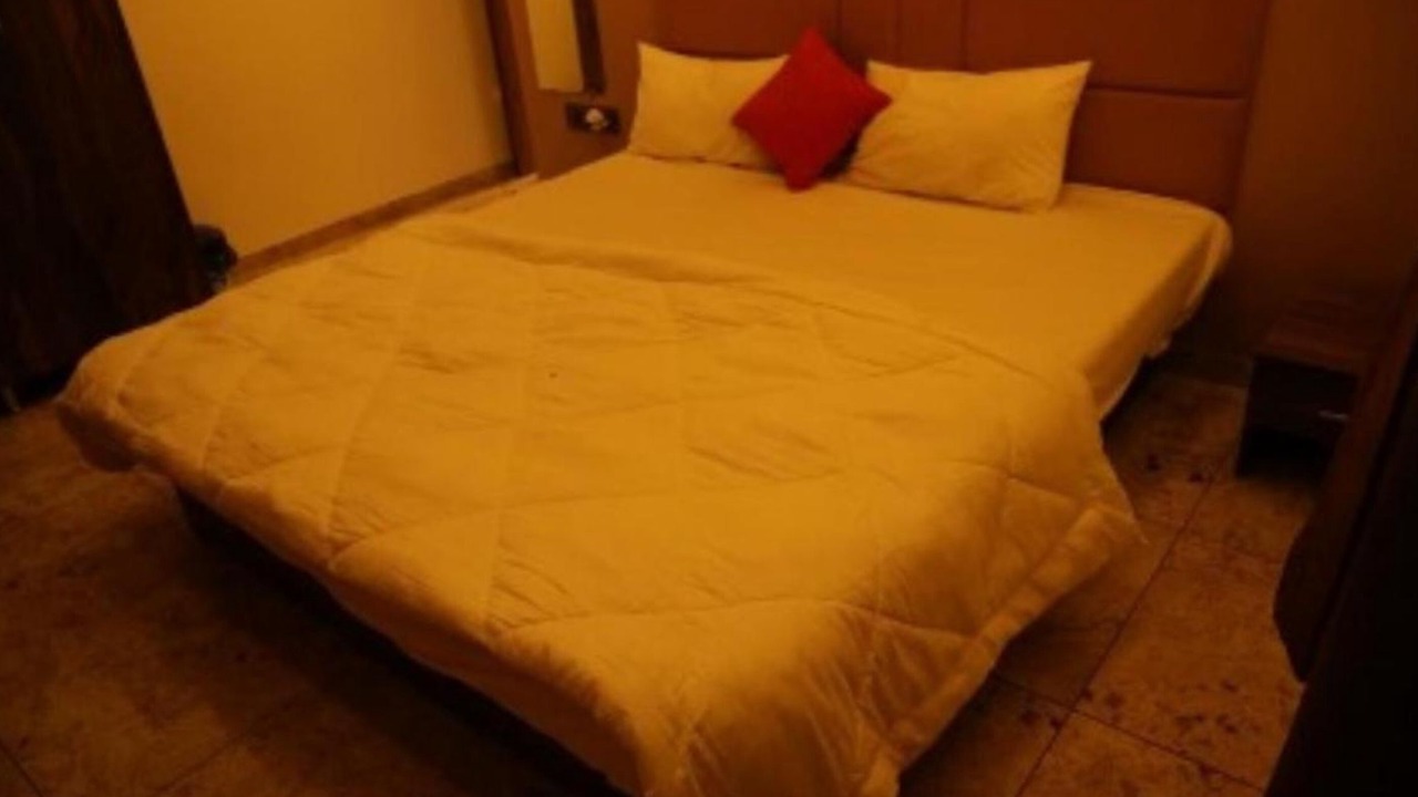 Photo of Bedroom in Bhavnagar