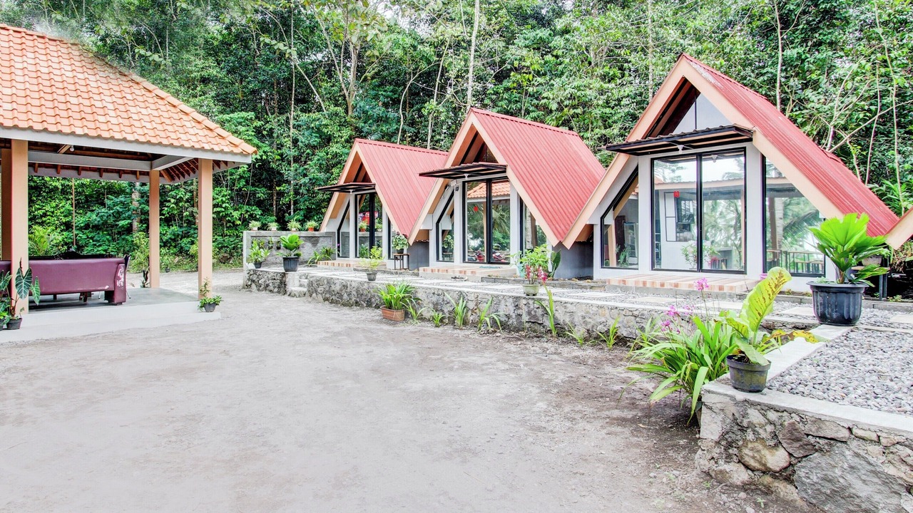 Photo of Outdoor in Pakem