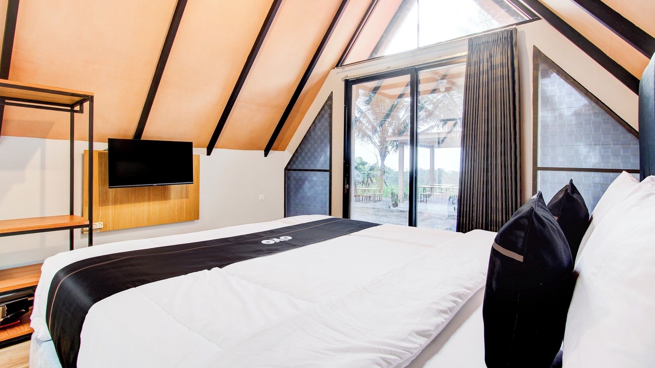 Photo of Bedroom in Pakem