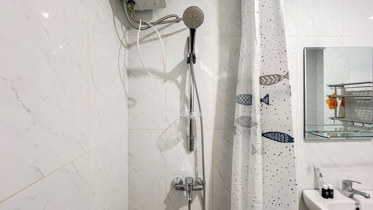 Photo of Bathroom in Biringkanya