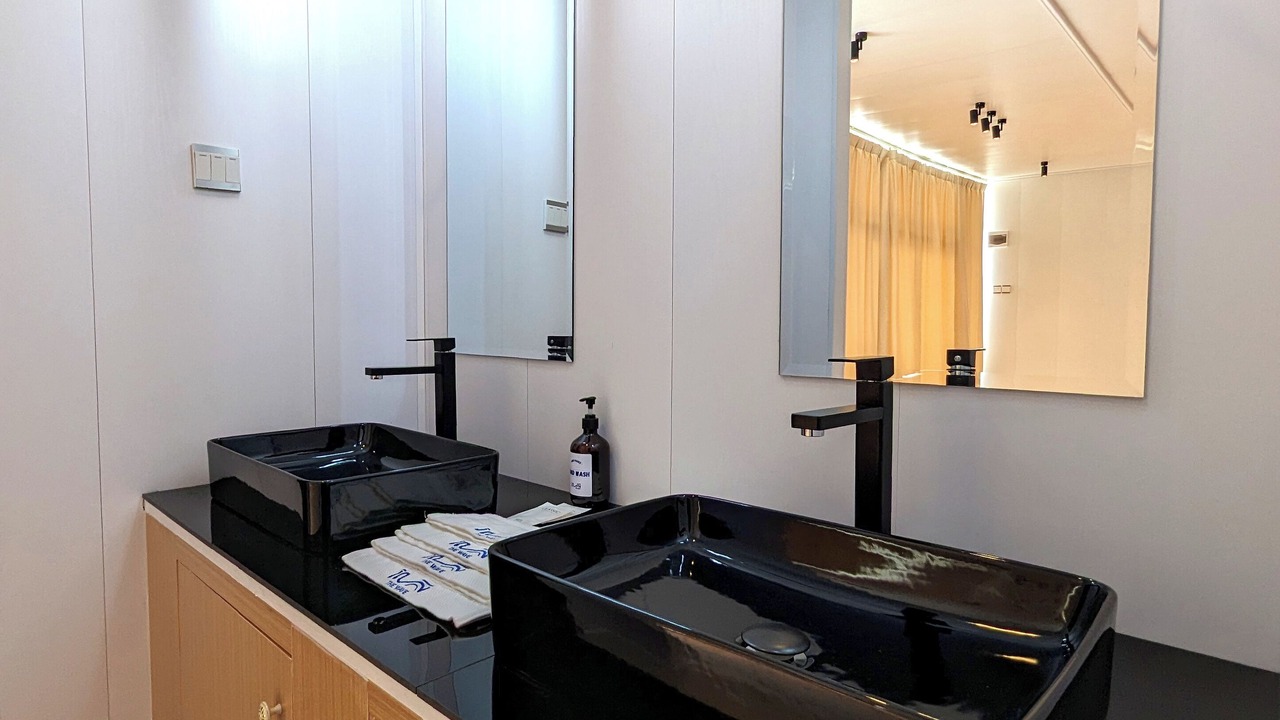 Photo of Bathroom in Prey Nob